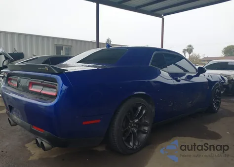 2021 Dodge Challenger R/T Scat Pack z USA, uszkodzony, nr VIN 2C3CDZFJ4MH665026